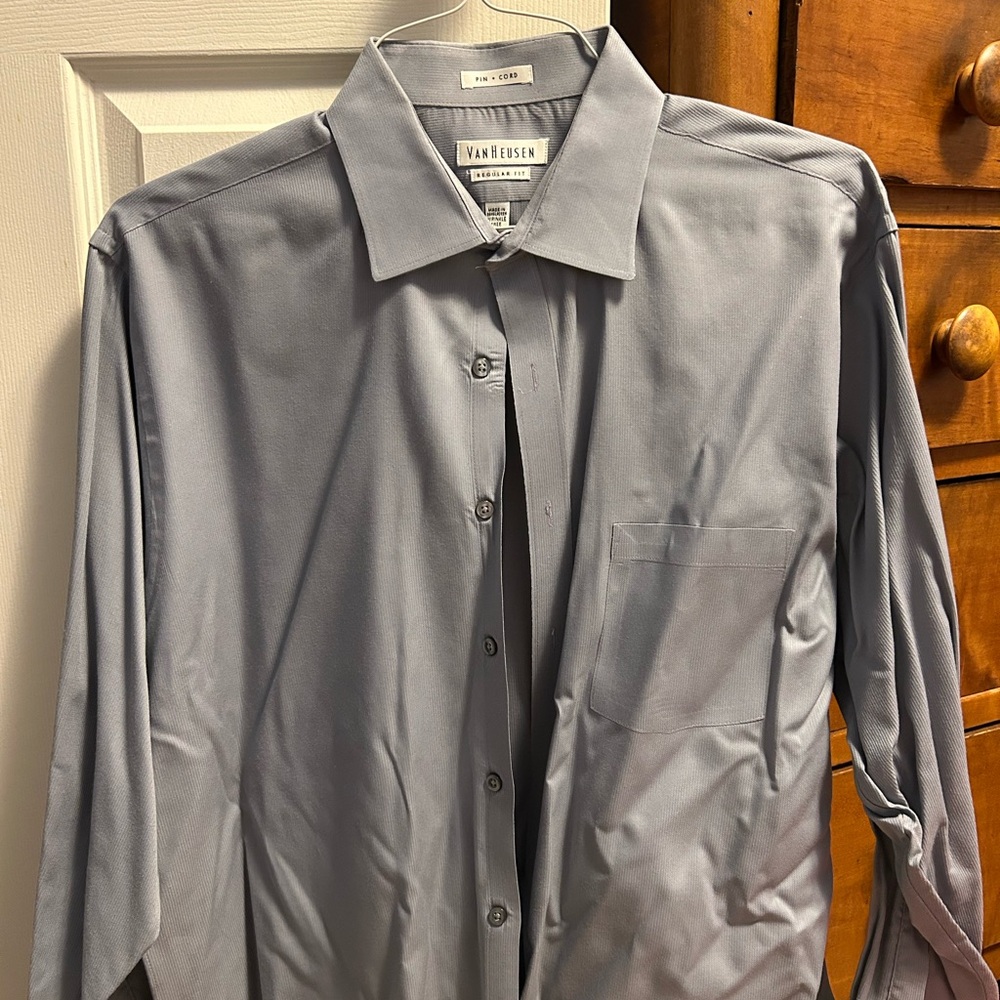 Van Heusen Men's Grey Shirt